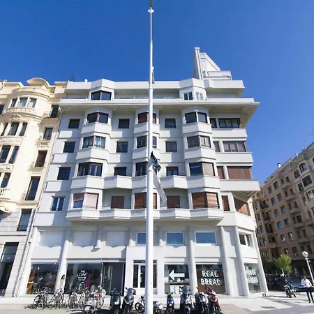 The Collection | Gros Lägenhet *